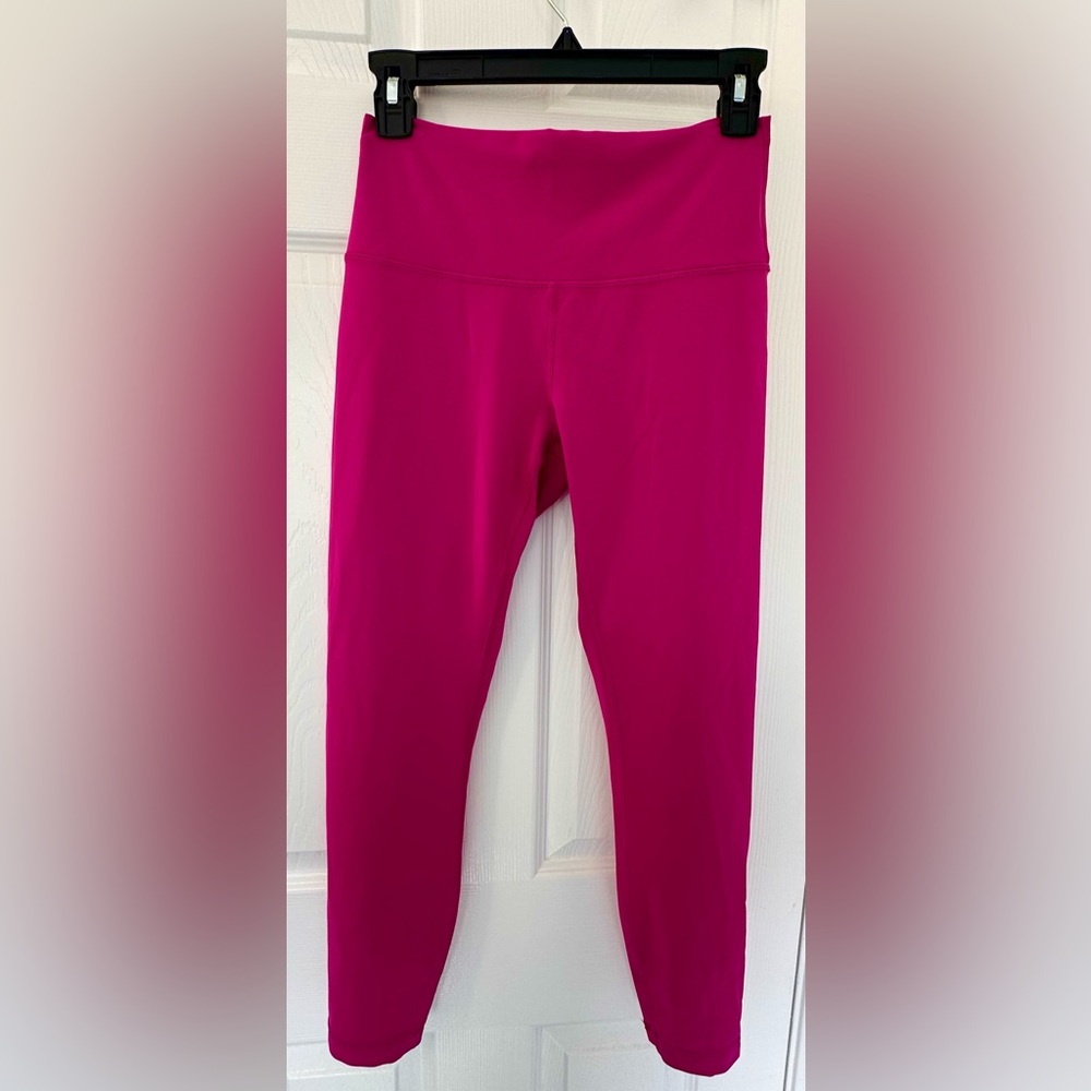 Lululemon Wunder Train Leggings- size 8-EUC- Ripened Raspberry- 25”